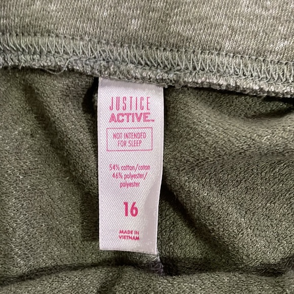 Kids active shorts - Picture 3 of 3